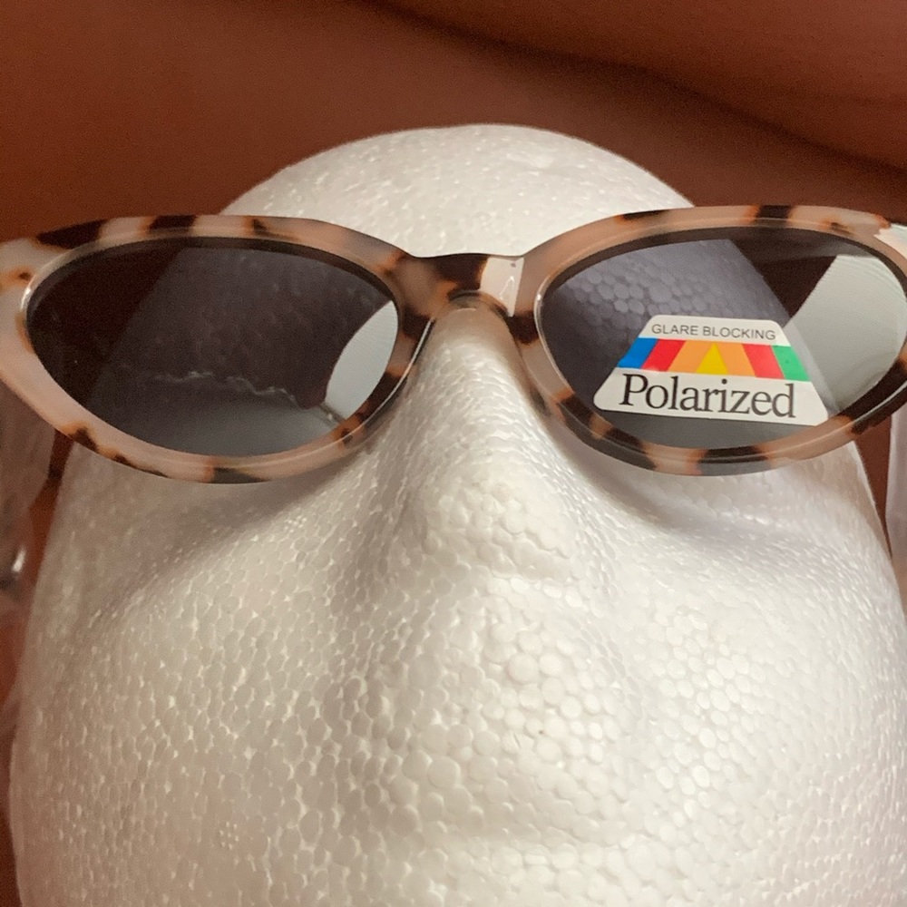 Sunglasses - Picture 2 of 4